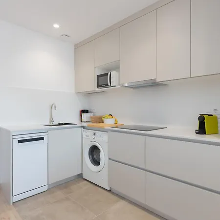 Housalia Familia Rossellon Апартаменты Барселона