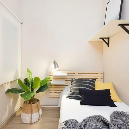 Apartment Lodging Sagrada Familia Rossellon Barcelona