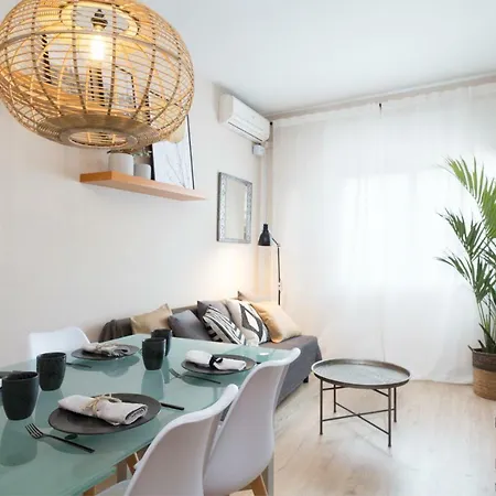 Lodging Sagrada Familia Rossellon Barcelona
